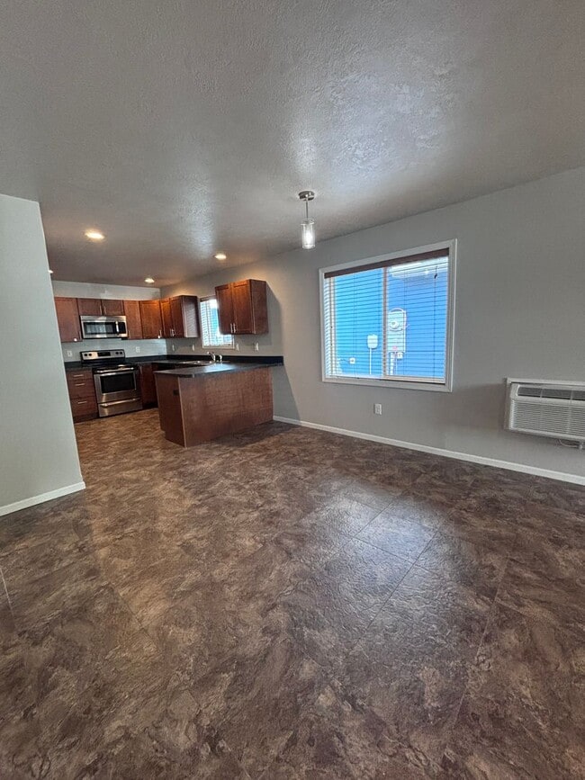 Photo - 519 3rd St NW Unit B