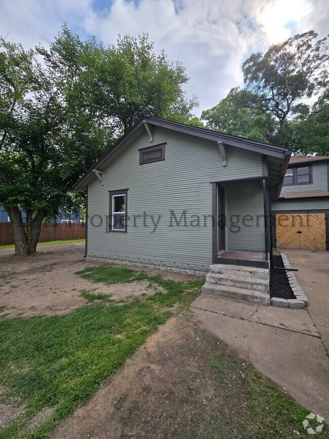 Building Photo - 244 N Athenian Ave Rental
