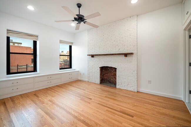 Photo - 101 W 81st St