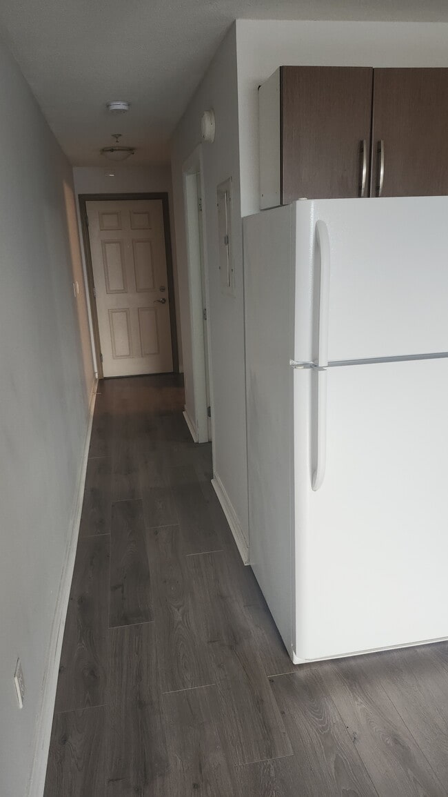 Photo - 3683 E Hastings St