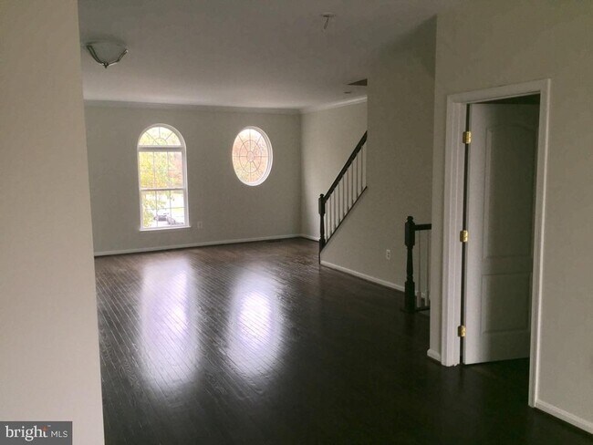 Building Photo - 24706 Clock Tower Square Rental