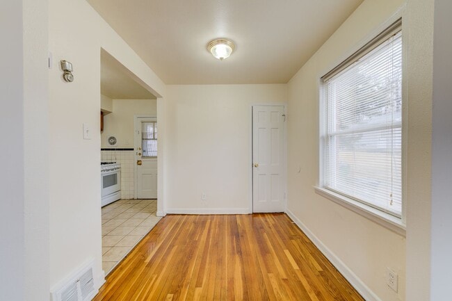 Photo - 2 bedroom Brick Single Family Home!