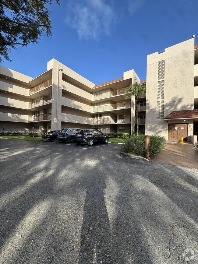 Building Photo - 1811 Sabal Palm Dr Unit 206 Rental