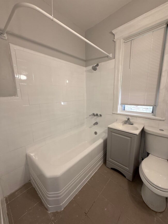 Photo - 335 Princeton Ave