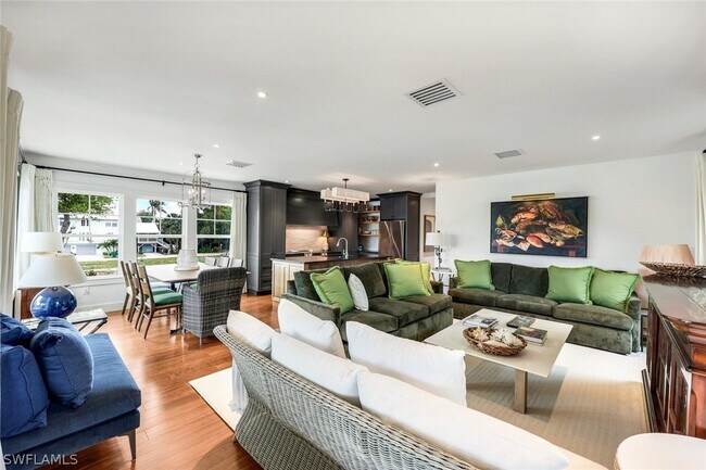 Photo - 1437 Sandpiper St