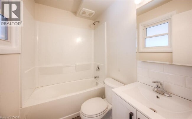 Photo - 158 Erb St E Unit 33