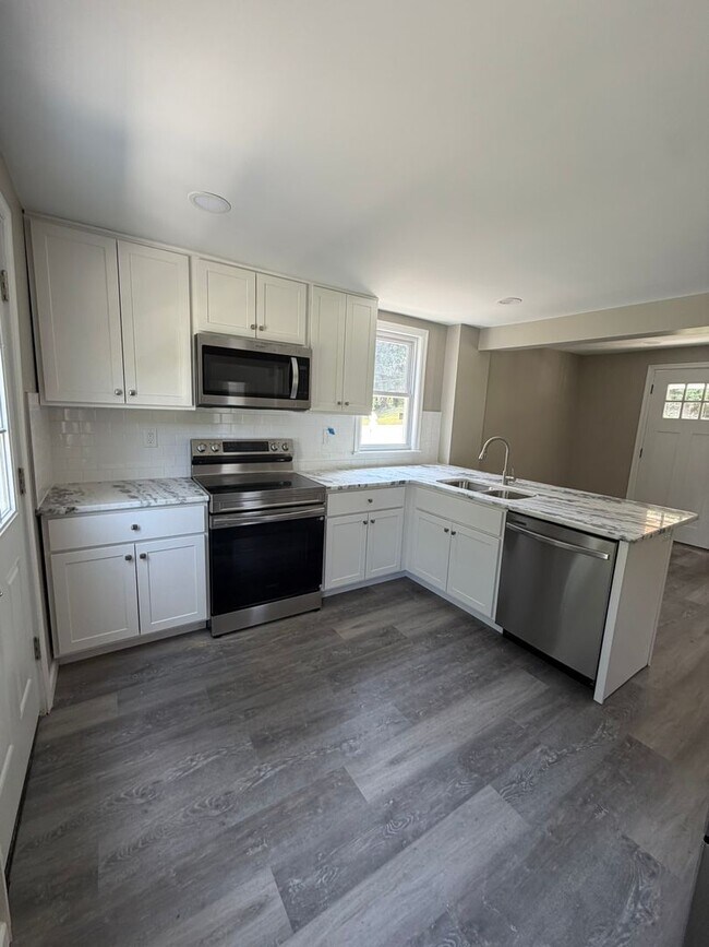 Photo - 3777-3783 Huckleberry Road Unidad 3779