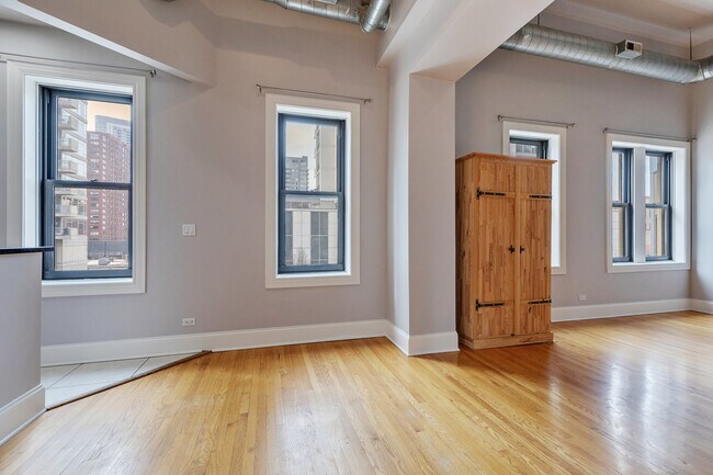 Photo - 166 W Grand Ave