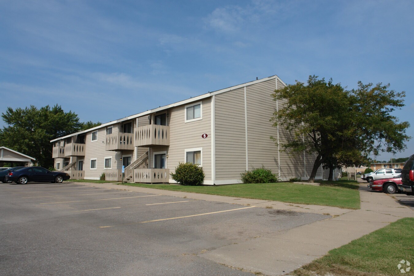 Sugar Creek Apartments - Sugar Creek Apartments