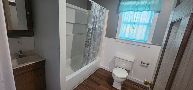 Photo - 2bed 2 bath house