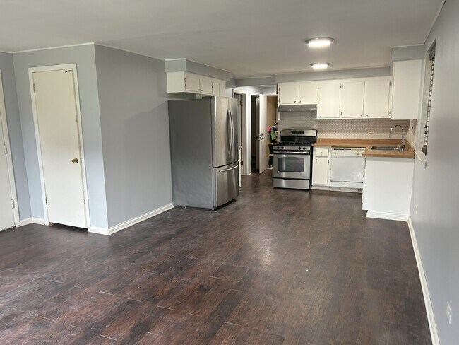 Photo - 2017 N 72nd Ct Unit 2