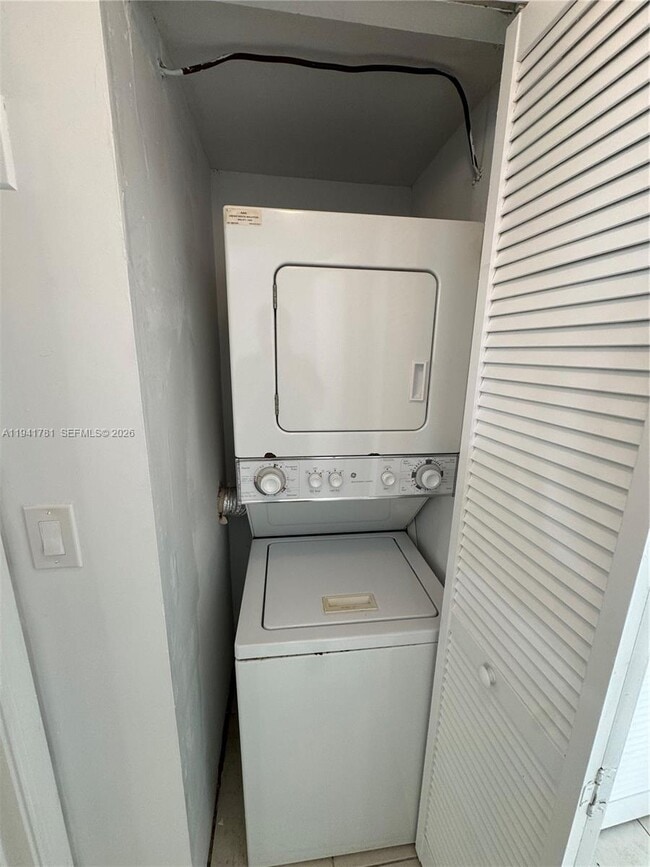 Photo - 4840 N State Rd 7 Unit 207