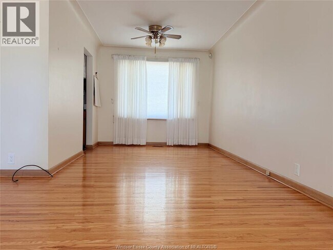 Photo - 3610 Roxborough Blvd