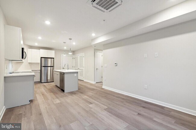 Photo - 3449 Scotts Ln Unit B203