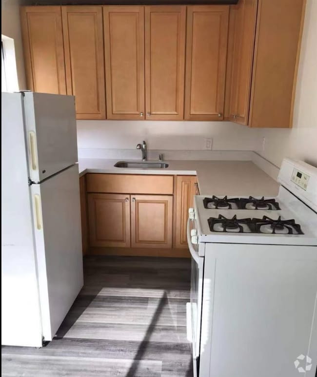 Building Photo - 1708 Euclid Ave Unit 7S Rental
