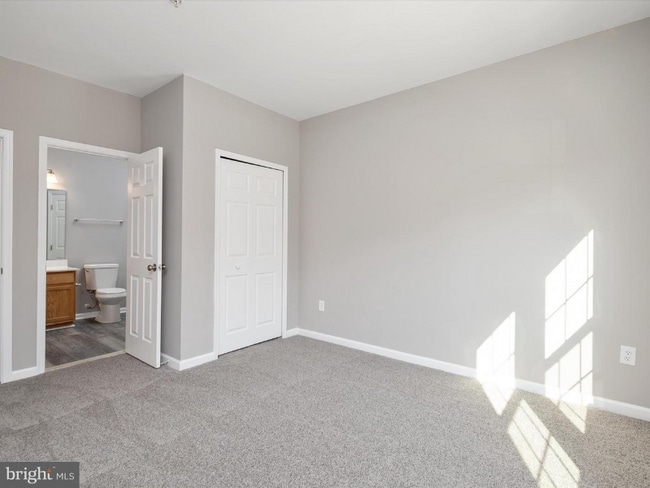 Photo - 5305 Wyndholme Cir