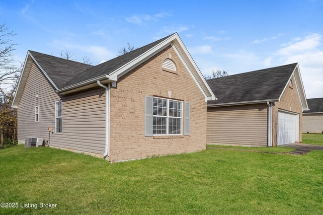 Photo - 7813 Bridlewood Pl