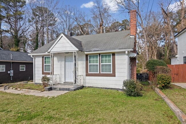 Photo - 1971 Detriot Avenue - For Rent $2000.00 3 bedrooms, 2 baths Off street parking