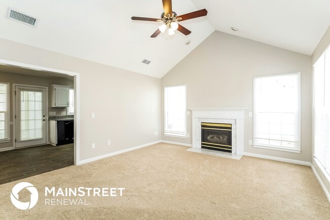 Photo - 1323 Tucker Rd