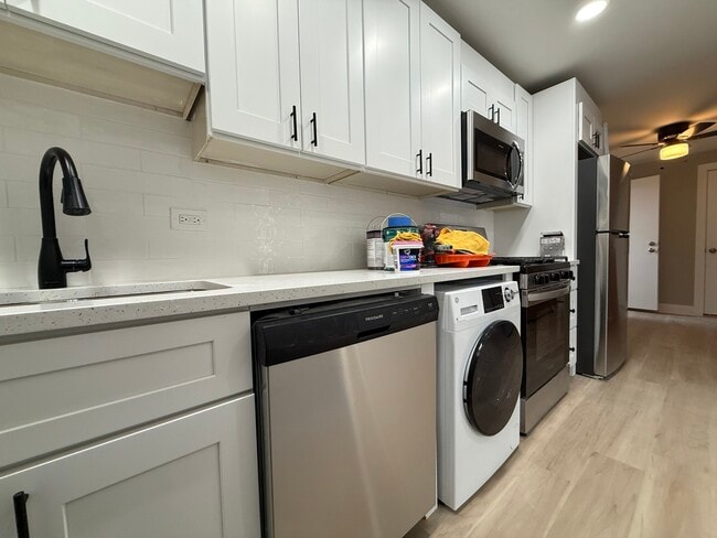 Photo - 3613 S Archer Ave