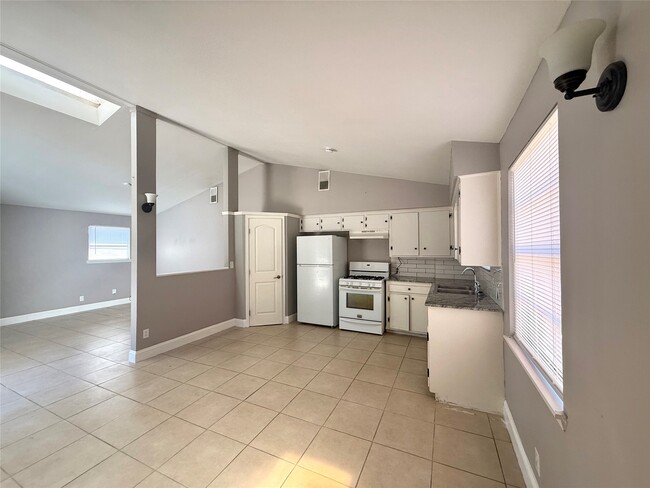 Photo - 12842 Corpus Christi St