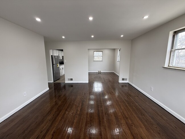 Photo - 36 Collins Ln