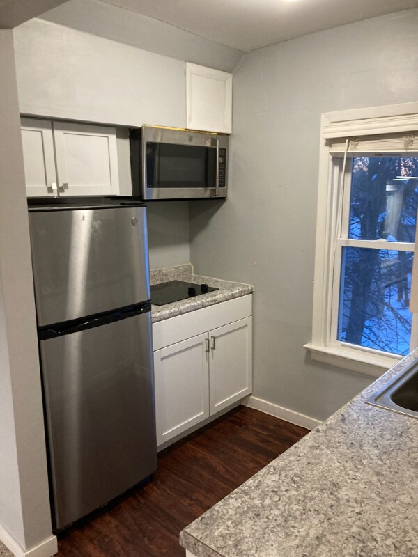 Photo - 912 5th St SW Unit 4