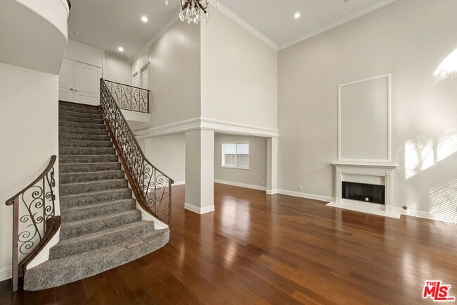 Photo - 5217 Etiwanda Ave