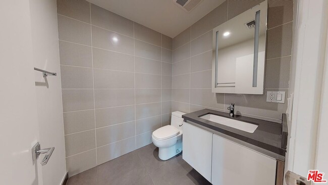 Photo - 938 Orange Grove Ave