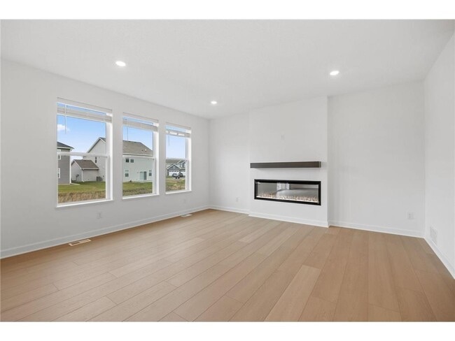 Photo - 18348 Gladhurst Ln
