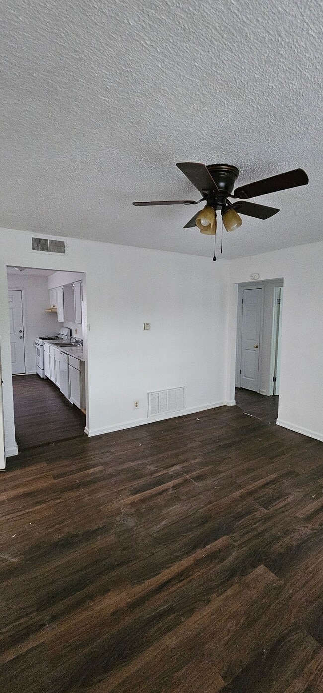 Photo - 726 N 70th St Unit 726 N 70th St Kansas City, KS 66112