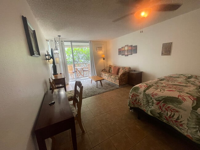 Photo - 75-5776-5776 Kuakini Hwy