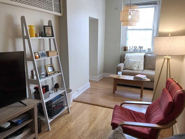 Photo - 246 S Huntington Ave Apartment Unit 2