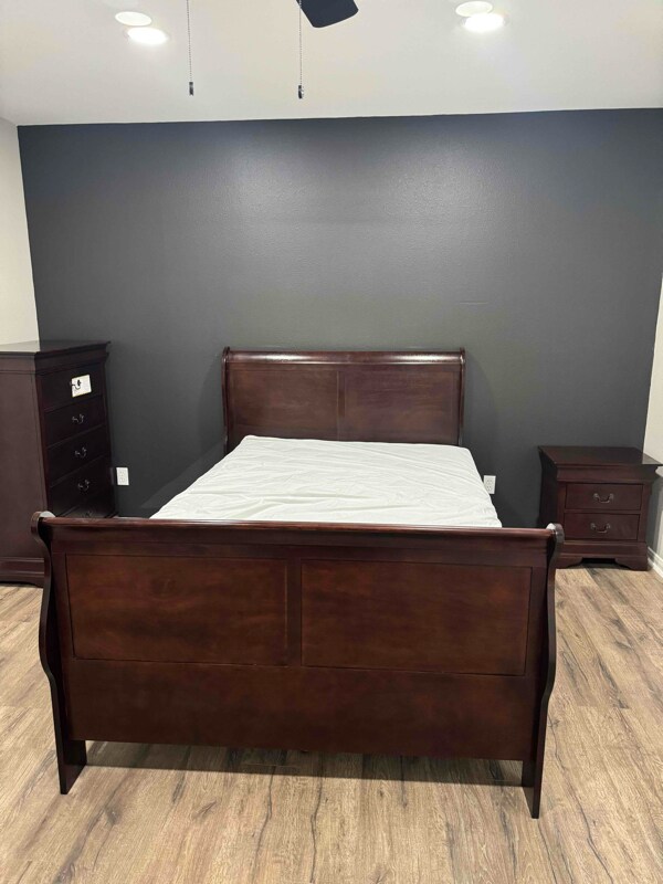 Photo - 23467 High Pt St