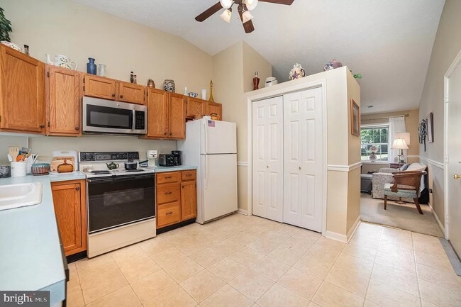 Photo - 35 Westfields Dr