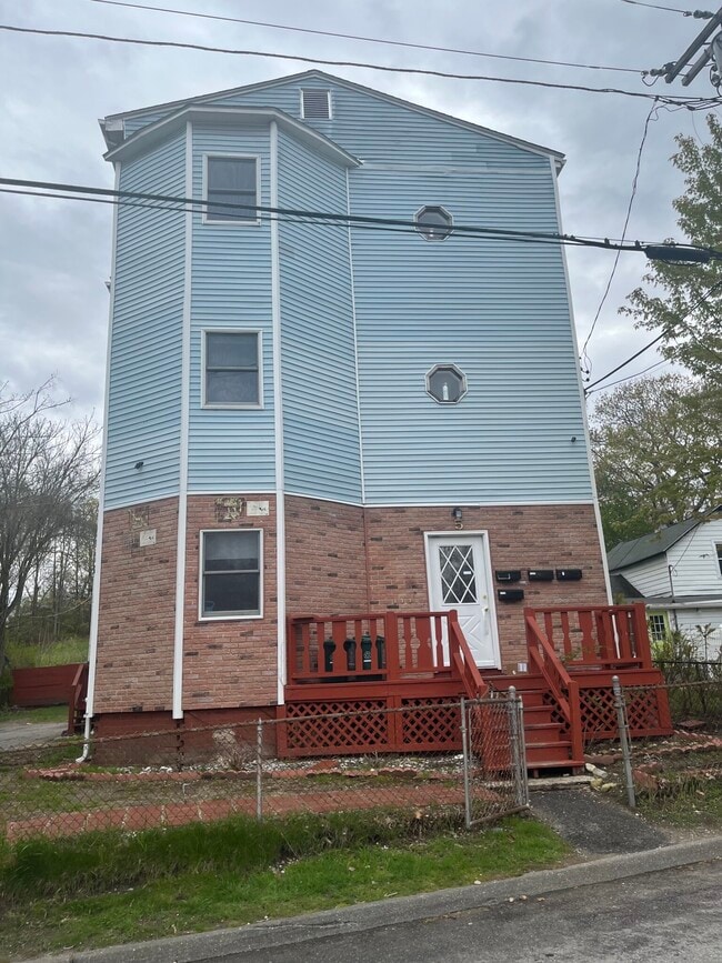 Building Photo - 5 Webster Pl Unit 1