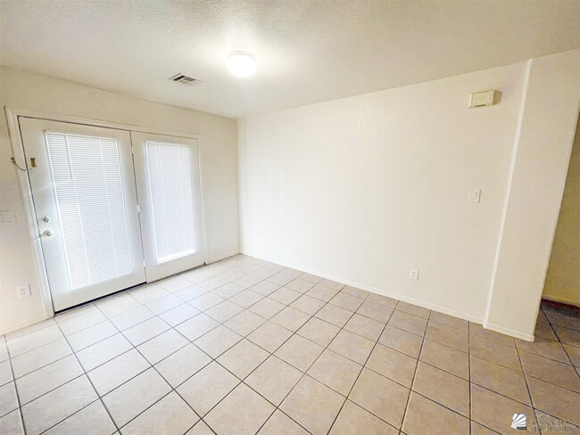 Photo - 10191 E 35th Pl