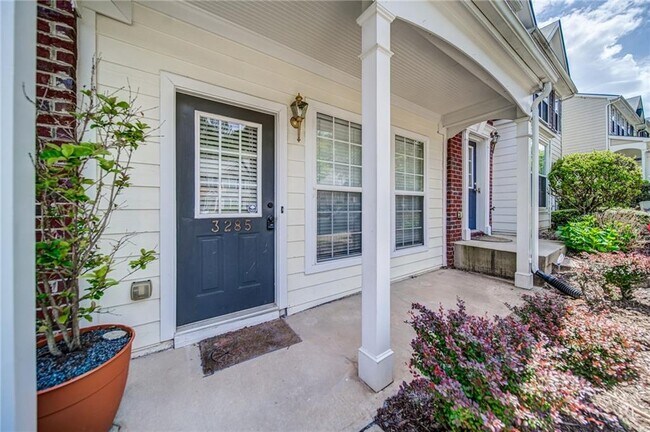 Photo - 3285 Hidden Cove Cir NW