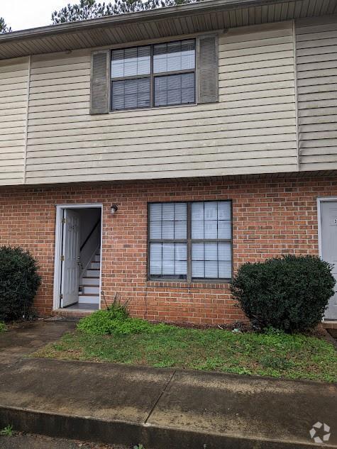 Building Photo - 3751 Oakwood Hills Dr Rental