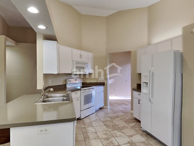 Photo - 8050 Chadwick Dr