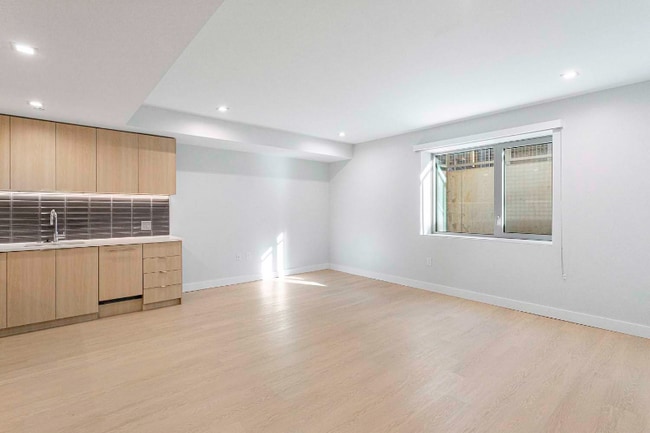 Photo - 1224 M St NW Unit T03