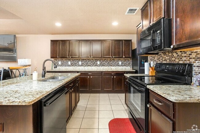 Building Photo - 5735 Medina Farm Rental