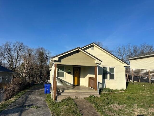 Photo - 897 2nd St NE