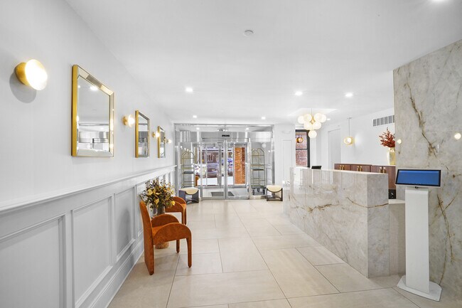 225 Saint Pauls Ave Unit 10T
