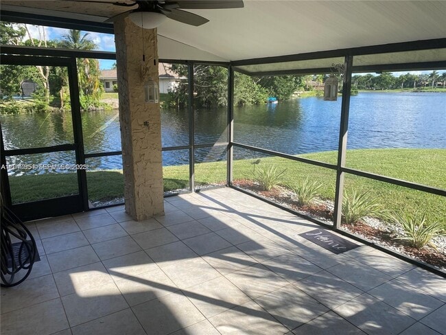 Photo - 200 Wimbledon Lakes Dr Unit 200