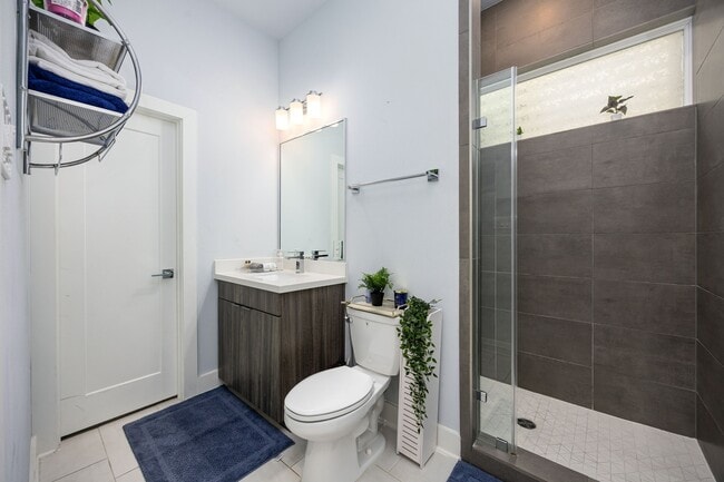 Photo - 5815 Fairdale Ln