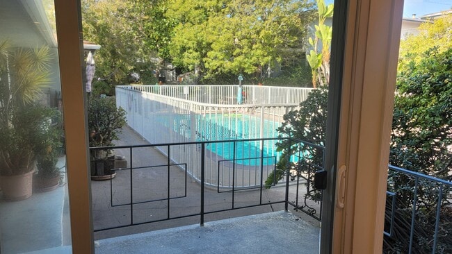 Photo - 2545 Beverley Ave Unidad SANTA MONICA