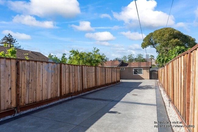 Photo - 30 Pickford Ave