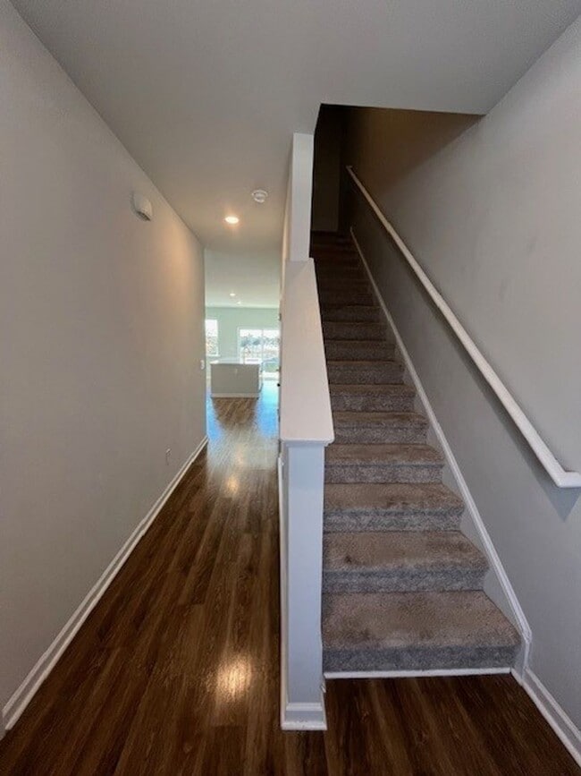 Photo - B6760 ( tenant break lease 5/12/26)