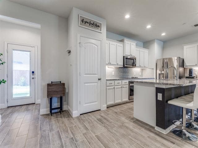 Photo - 5944 Bursey Rd